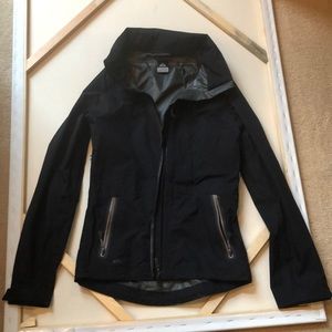 Nike ACG Raincoat - missing hood XS